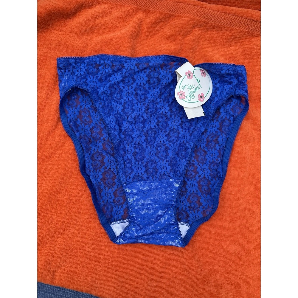 Vintage La Difference blue Panties Lacey Size Medium 7 New w/ tags